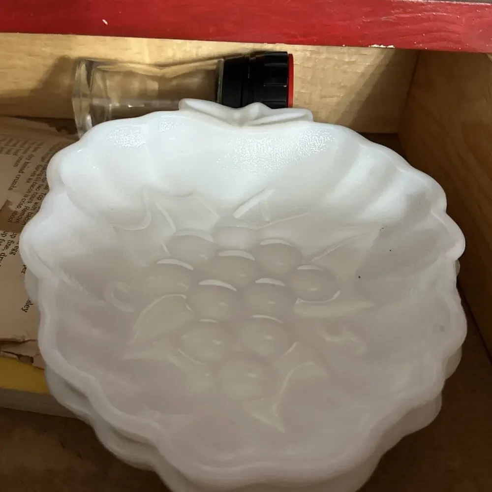 Vintage Hazel Atlas White Milk Glass Grape Pattern‎ Candy/Snack Dish Set of 6